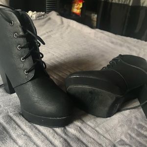 👠Black Bella Marie heels🖤